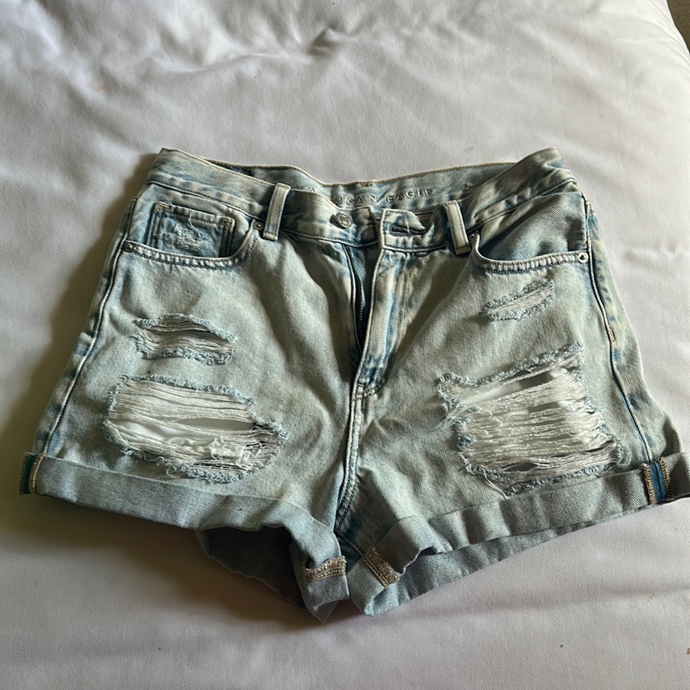 BRAND NEW american eagle jean shorts size US 4